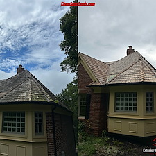 Cedar-Shake-Roof-Safely-Washed-in-St-Albans-MO 0